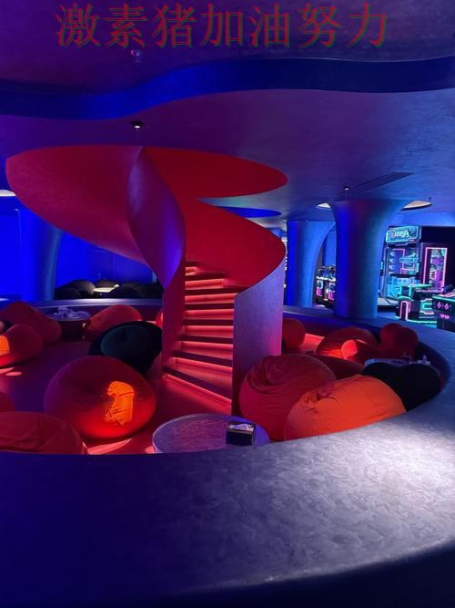 佛罗伦萨更衣室氛围成焦点